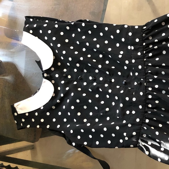 A black dress with white polka dots - Picture 3 of 3